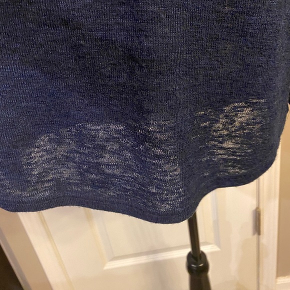 Light Weight pull over with 3/4 zipper - Picture 4 of 6